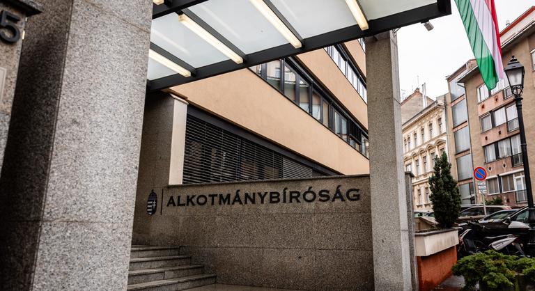 Reagált az Alkotmánybíróság Magyar Péter vádjaira, visszautasít minden álhírt