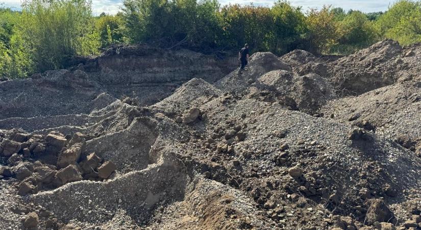 Kárpátalján lebuktattak egy szervezett bűnözői csoportot, amely illegálisan bányászott homok-kavics keveréket