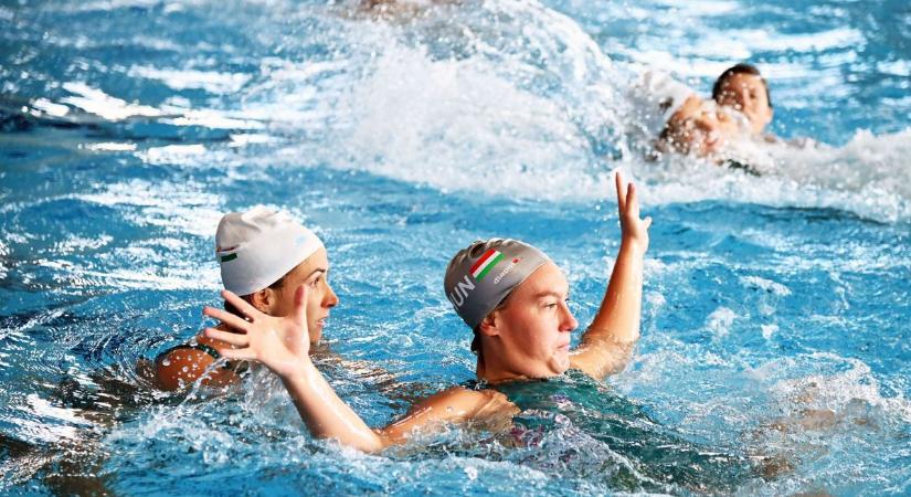 Szolnokon (is) készül az Európa-bajnokságra a női vízilabda-válogatott