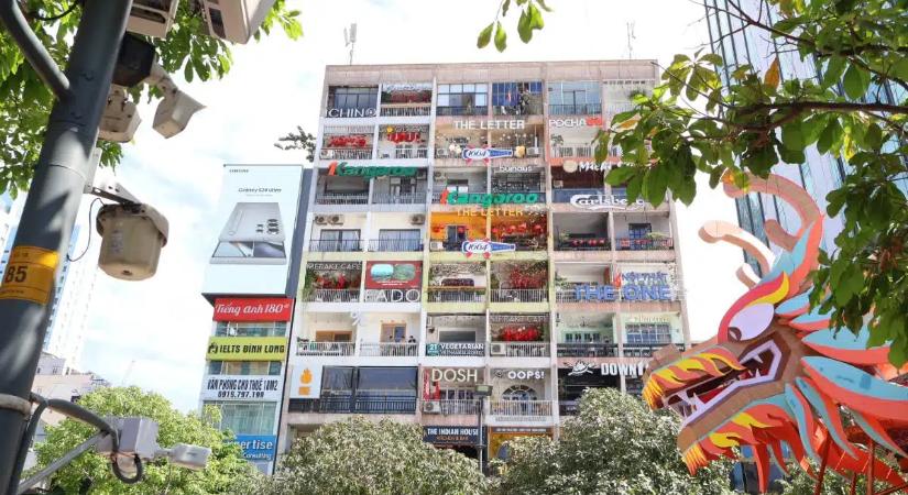 Food court vietnámi módra – A nap képe