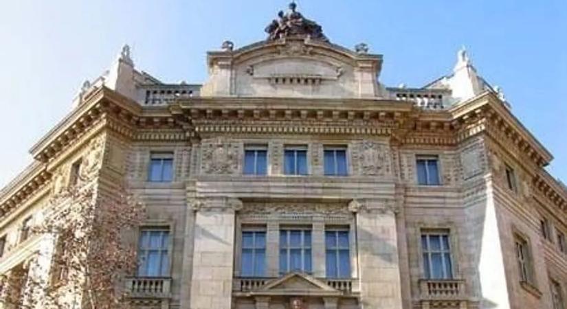 Brutális pénzügyi átverés: több százmilliót nyúlt le egy magyar csaló