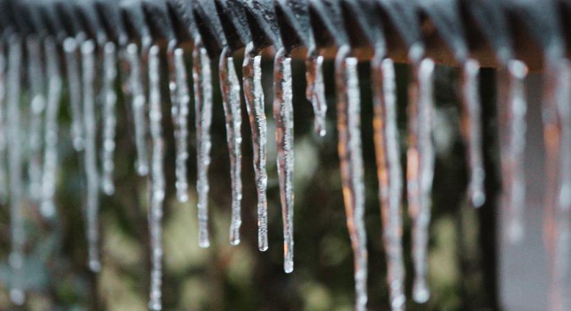 Fagy okozta károk: Mikor tagadhatja meg a kifizetést a biztosító?