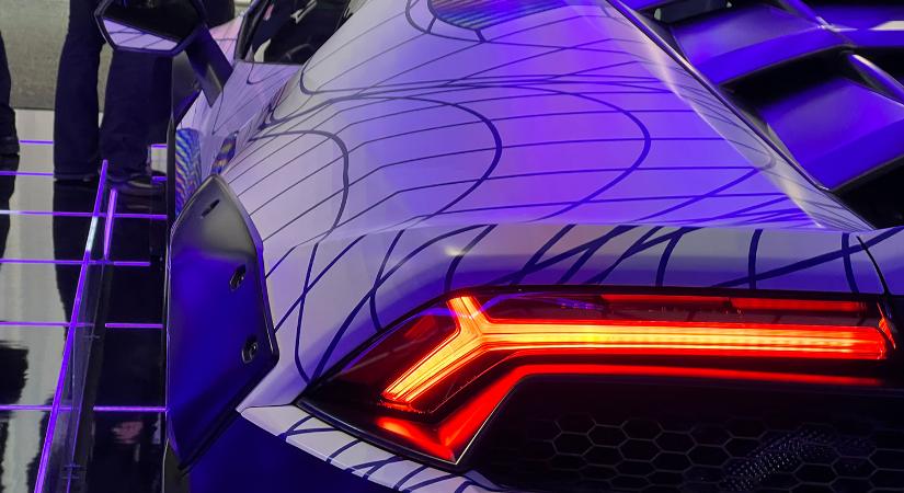 Egy Lamborghinivel mindent könnyebb eladni