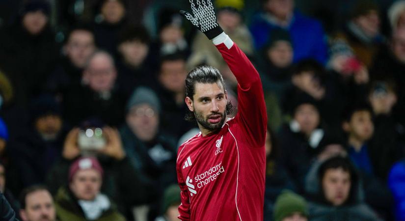 Szoboszlai Dominik nem akármivel ajándékozta meg kedvesét, ezzel tényleg levette a lábáról