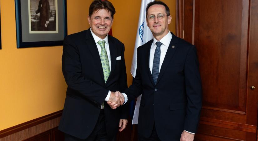 Iparkamara elnöke: Ez egy brutális befektetés, de megtérül