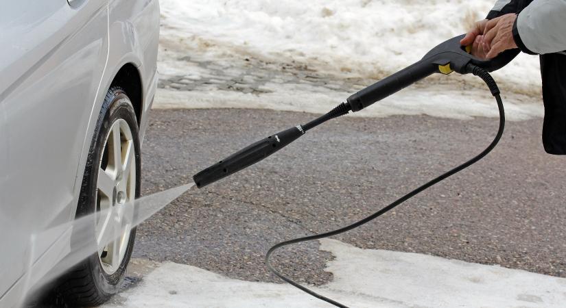 Autót mosni télen? Nem olyan hülyeség, mint elsőre tűnik!