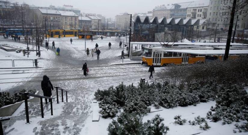 Jégpályává változik Magyarország: piros riasztást is kiadtak a pokoli időjárás miatt