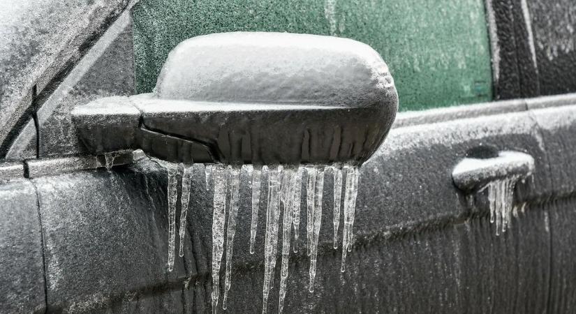 Érkezik az ónos eső! A fél országot beborítja a jégpáncél!