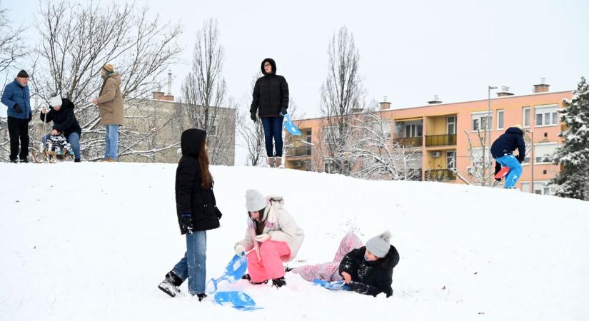 Hócsata, bohózat, vásár – ezek a programok várják a jászkunságiakat a hétvégén