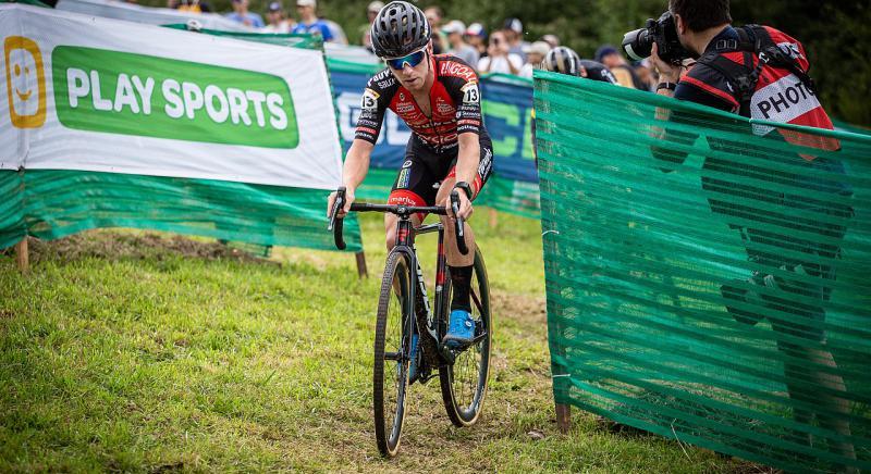 Huszonnyolc vesen visszavonul a cyclocross szakg egyik ikonja