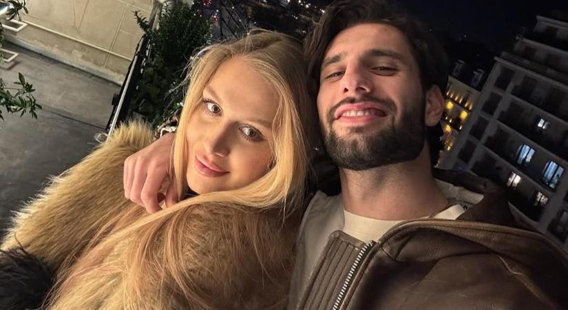 Édes fotót posztolt Szoboszlai Dominik felesége arról, hogy a kislányuk először szánkózik!