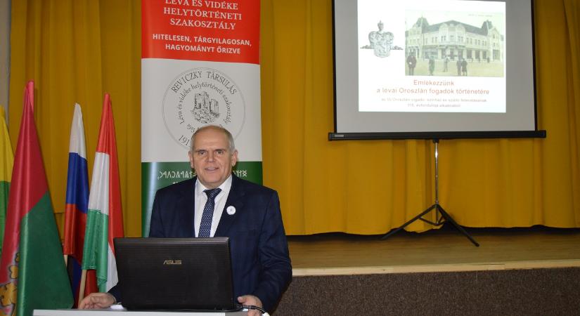 A közösségi élet legendás helyszínéről emlékeztek meg Léván