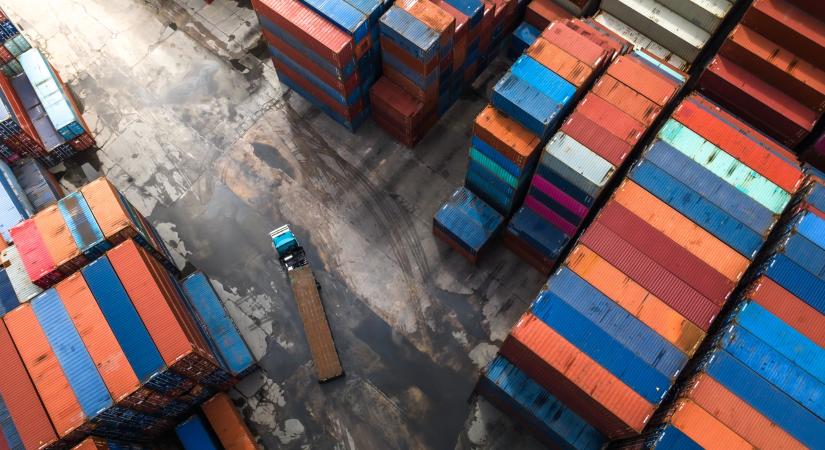 Hidegzuhany Európa ipari motorjának: váratlanul megrogyott az export, pedig a gyárak pörögnek