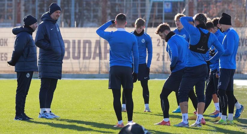 „Nem akartam leülni a helyére” – az NB I egyik legmeglepőbb edzőváltásáról a Mandinernek