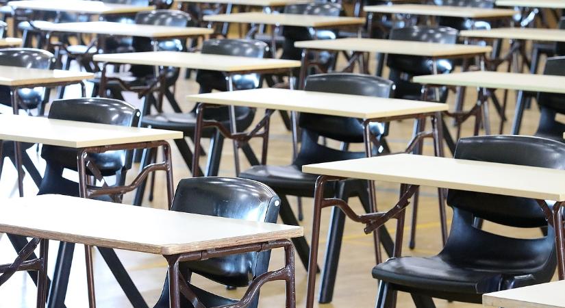 Itt a bejelentés: sorra állnak le az iskolák