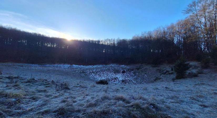 Sokkoló hidegrekord a Bükk-fennsíkon: mínusz 31,5 fokot mértek a Vörösmeteor-töbörben