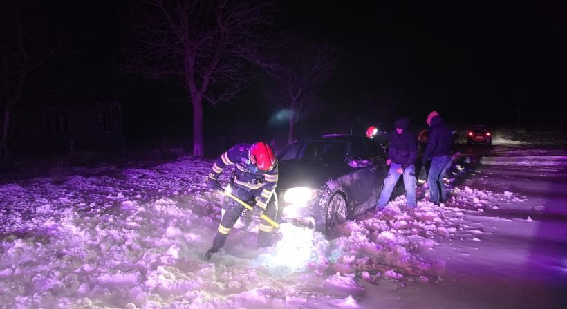 Tizenöt megyében 32 településen okozott károkat a havazás és a hóvihar – Hargita megye is érintett