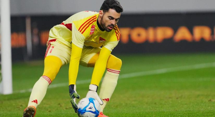 Megerősítve: A Fradi visszahívta kapusát a Lokitól - hivatalos