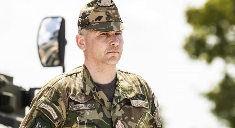 Megszűnt a rendőrségi eljárás Ruszin-Szendi Romulusszal szemben, visszakapja fegyverét