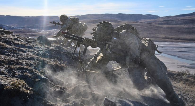 Közös grönlandi misszióval mentené a NATO a szövetség egységét