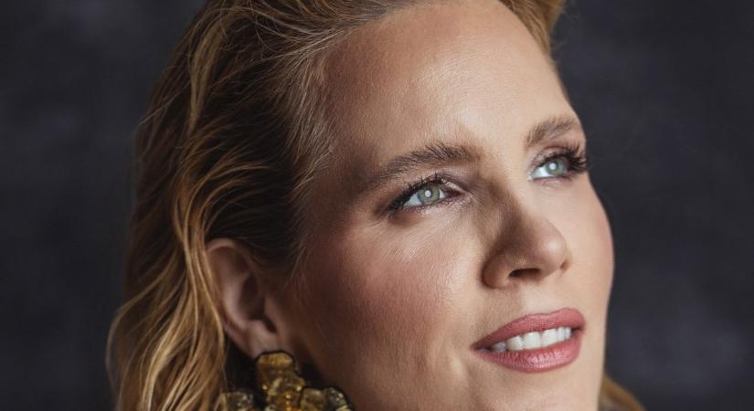 Fürdőruhában mutatta meg alakját Tóth Vera