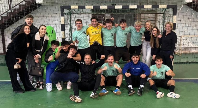 Iskolatörténeti pillanat: futsalban is a legjobbak között a Zrínyi