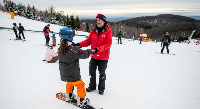 40-65 cm hóvastagság, kemény fagy és extrém jó síterep vár mindenkit a Mátrában