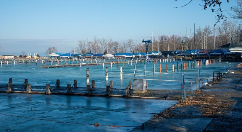 Befagyott a Balaton kilenc év után először