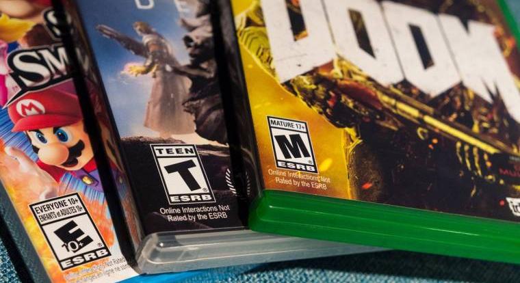 A dobozos játékeladás egyik utolsó bástyája ledőlni látszik