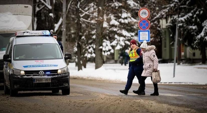 Ilyen időben lehetnének körültekintőbbek a gyalogosok!