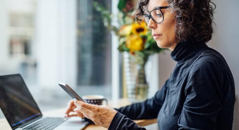 Döbbenetes, hány percet veszítesz, ha munka közben ránézel egy üzenetre – Ez az oka