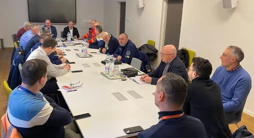 Rendkívüli helyzet: a baranyai szervek és a klinika is készenlétben!