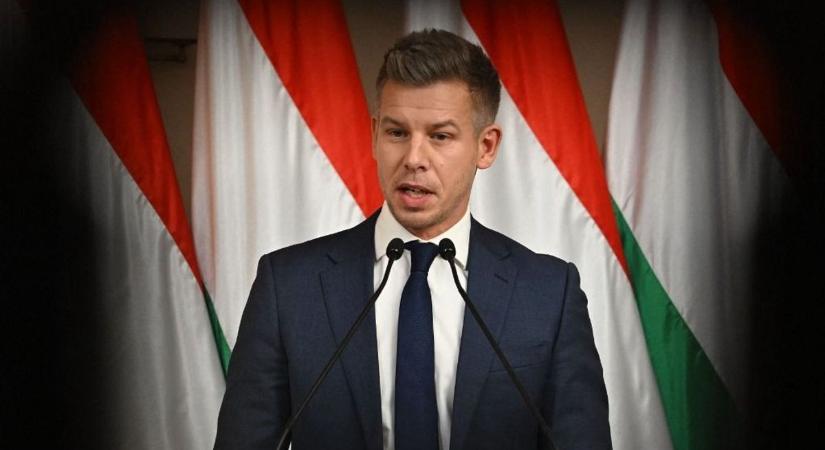 Mit akar elfedni a Tisza Párt?