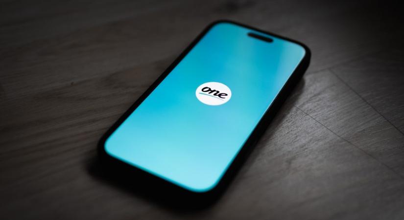 352 millió forintos bírságot kapott a One az ügyfelek nem megfelelő tájékoztatása miatt