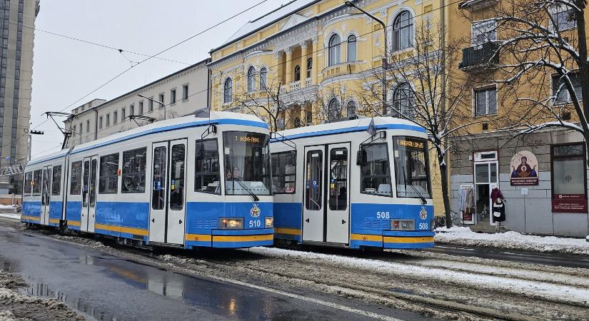 Az áthelyezett munkanaphoz igazodik a DKV