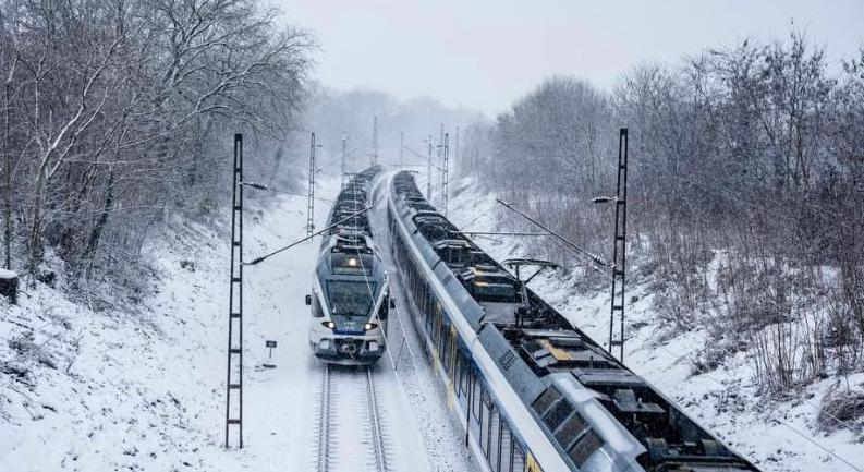 Gázolt a vonat Tárnoknál