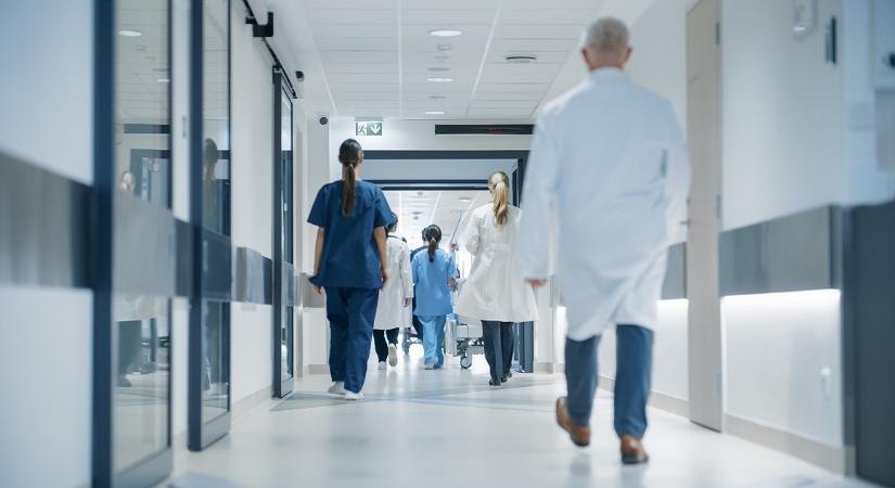 Látogatási tilalmat rendeltek el az egyik hazai kórházban