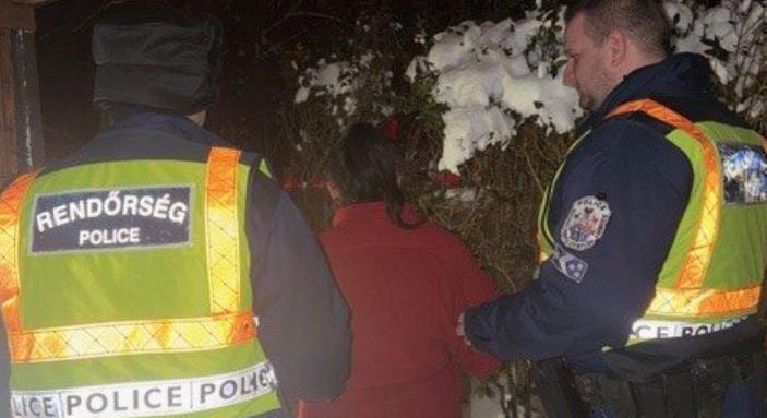 A tiszaújvárosi erdőben lakott a terhes nő