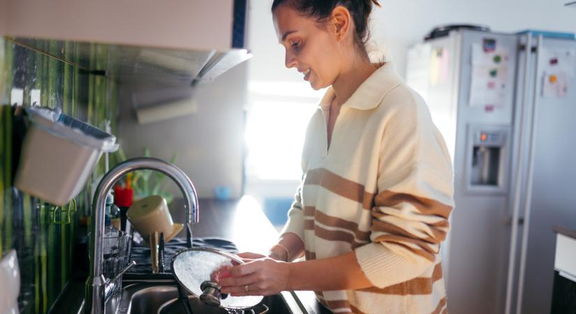 Okos mosogatási trükk, amivel ezreket spórolhatsz a vízen