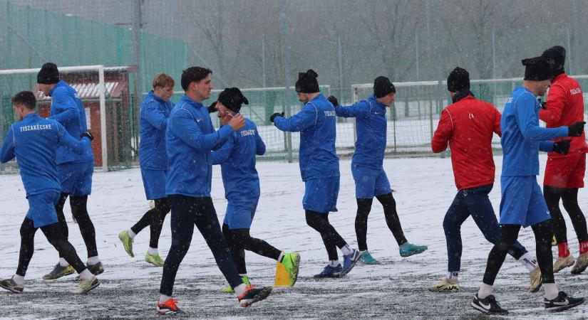 Négy felkészülési mérkőzést vív a Tiszakécskei LC