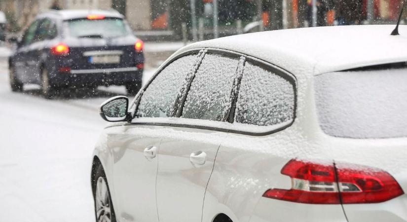 Szakértő megszólalt: ezért teszi tönkre az autódat, ha sokáig járatod a motort ebben a kutya hidegben