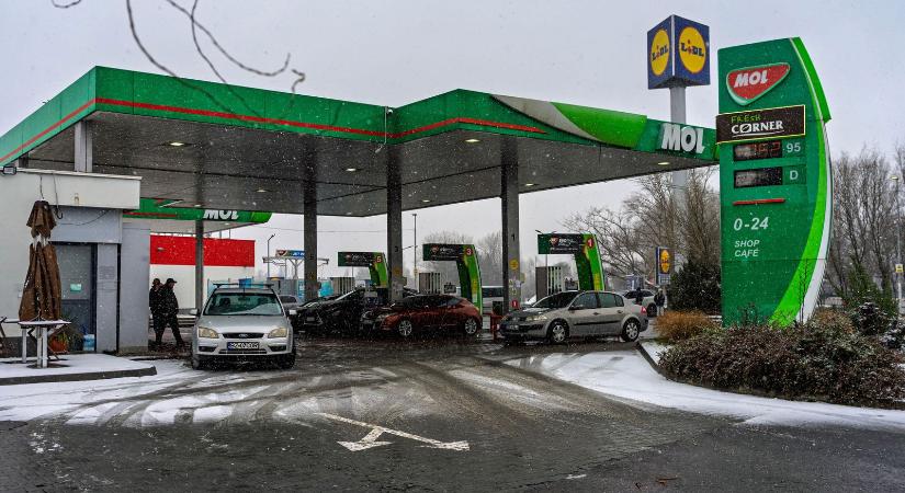 Orbitális balhé volt a fővárosi benzinkúton, pillanatok alatt háborús helyzet alakult ki