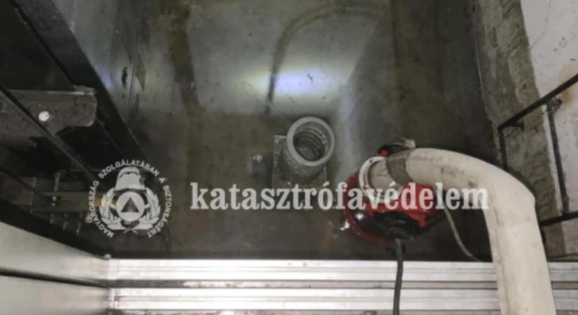 Vízzel telítődött egy liftakna Nagykanizsán