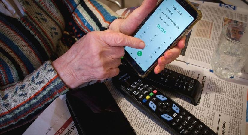 Ha ezeket tapasztalod, téged is lehallgat a telefonod – mutatjuk a megoldást
