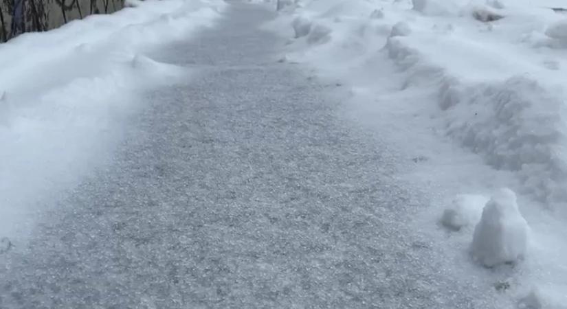 Ónos eső miatt piros riasztást kapott a térség