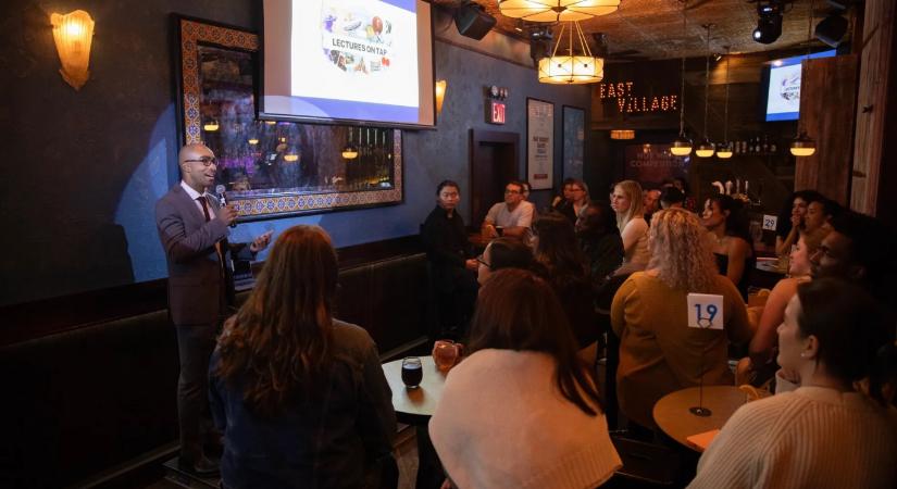 Szabadegyetem a kocsmában – a Lectures on Tap előadótermet varázsol a bárokba, és tudományt ad a söröd mellé