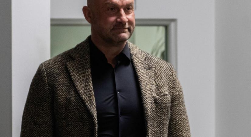 Felfüggesztették a Norbert Bödör elleni büntetőeljárást a vesztegetési ügyben