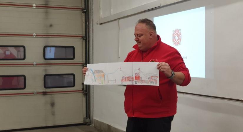 Ilyen cuki tűzoltókat még nem látott! Mutatjuk a bakonyiak születésnapi versenyének eredményét