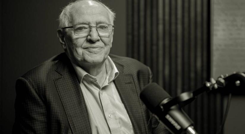 Meghalt Kolosi Tamás a rendszeráltó és az azt követő évek kiemelkedő tudósa