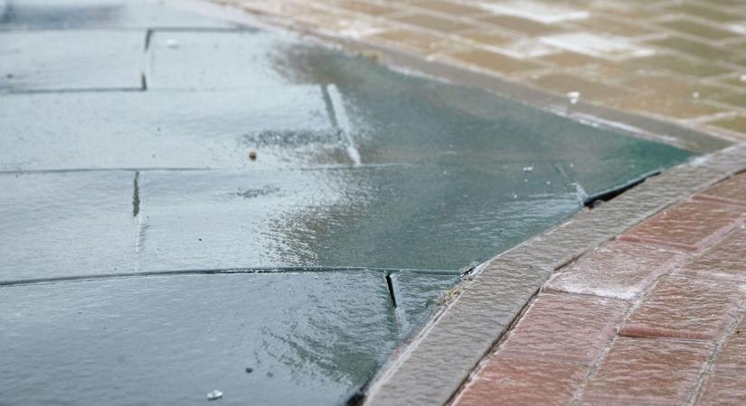 Visszavonták az ónos eső miatt kiadott riasztást Zalában – azért óvatosan közlekedjünk!